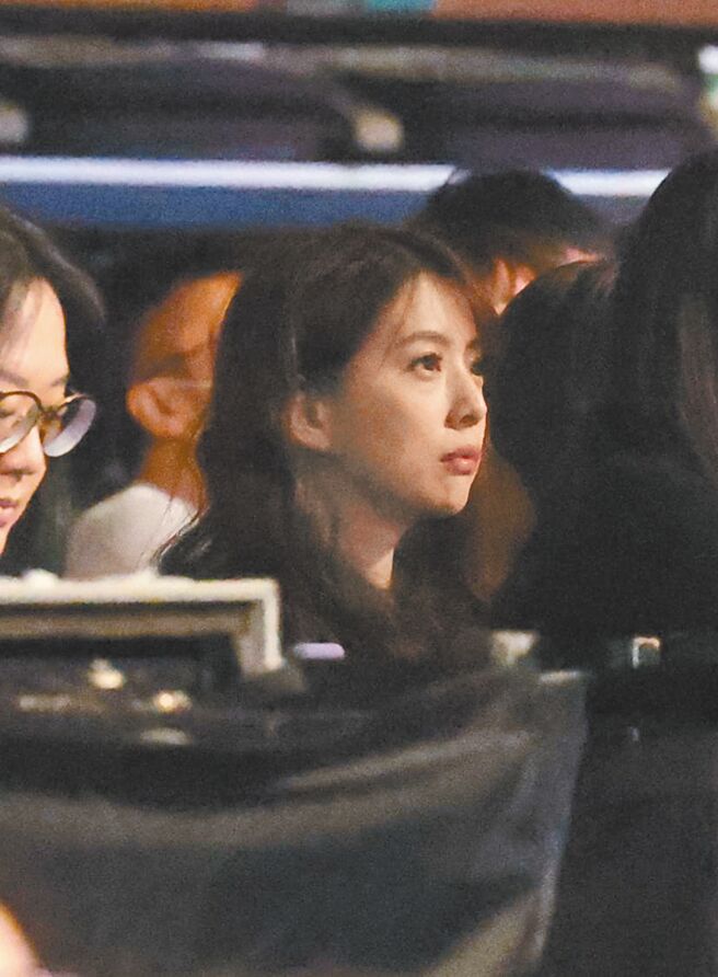 林宥嘉开唱，太太丁文琪坐在台下力挺。（粘耿豪摄）