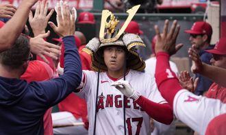 MLB》最強打者實至名歸！大谷翔平首度獲頒漢克阿倫獎