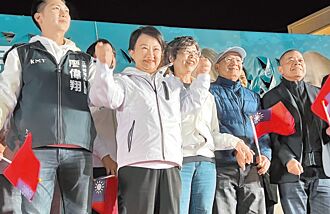 蔡壁如廟口開講 藍白接力站台