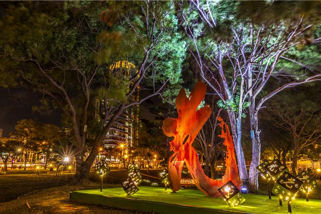 「2023東興圳光藝節」國內知名書法家杜忠誥老師的作品「光」。（羅浚濱攝）