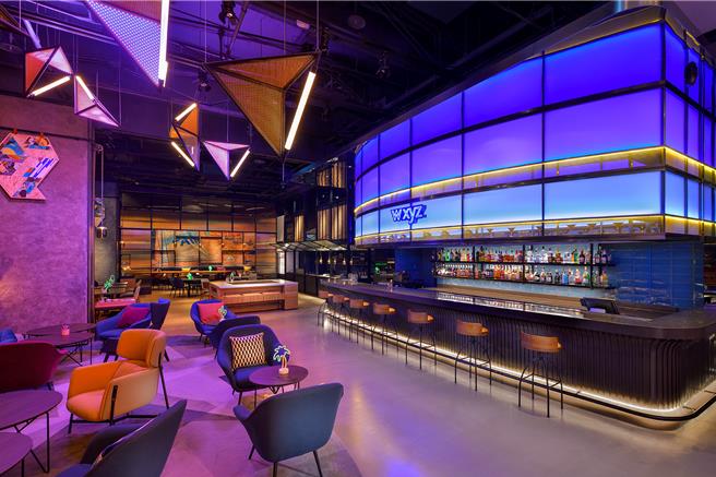 安平雅樂軒跨年夜將在頂樓全戶外酒吧Sky Bar舉辦「龍係你2024跨年夜派對」，12月20日前早鳥價及房客享777元優惠。（台南安平雅樂軒酒店提供）★《中時新聞網》關心您：飲酒過量，有礙健康。酒後不開車，安全有保障！