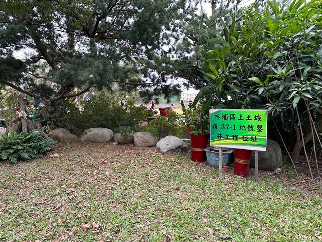 立法院副院长蔡其昌17日会勘，争取外埔开凿两口抗旱水井，解决枯水季缺水问题。（蔡其昌服务处提供／陈淑娥台中传真）