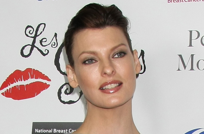 加拿大籍超模琳达伊凡吉莉丝塔有「超模始祖」的封号。（图／shutterstock）