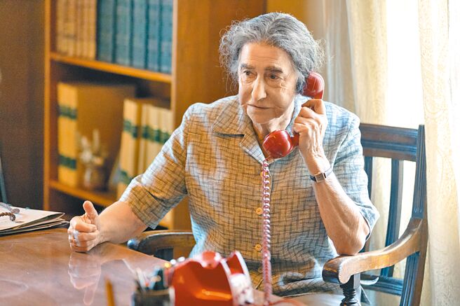 78歲的影后海倫米蘭認《贖罪日之戰》為演藝生涯里程碑。（采昌國際提供）