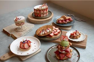 台北东区最美咖啡厅推草莓嘉年华 派对千层爆量草莓吸睛