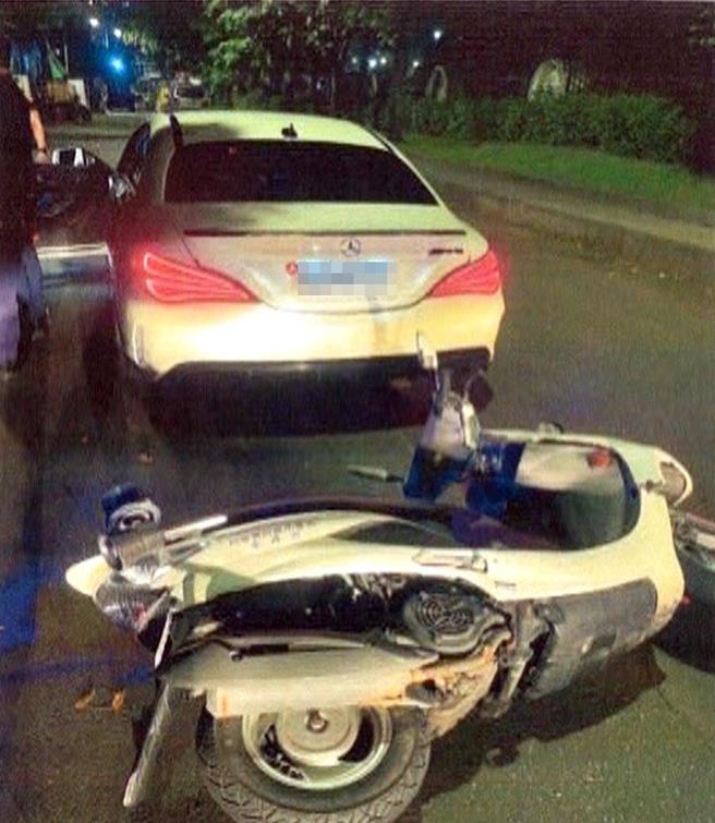 持毒通缉男拒检衝撞警方。（高市凤山分局提供／杨舒婷高雄传真）