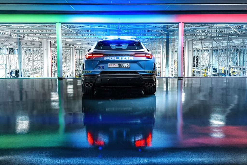 Lamborghini Urus Performante將開始在義大利國家警察局服役(圖/Carstuff)