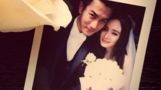 楊冪前夫離婚前外遇？進女星香閨看「夜光劇本」她被冠上小三罵名