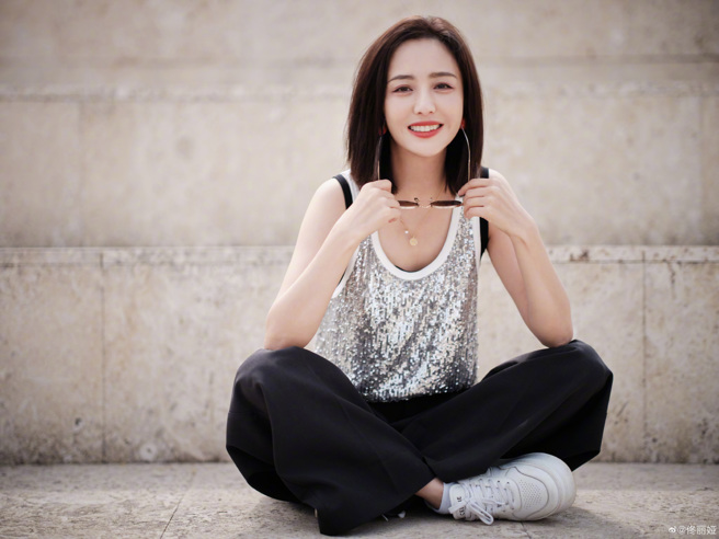 佟丽娅与前夫关系良好。（图／佟丽娅 微博）