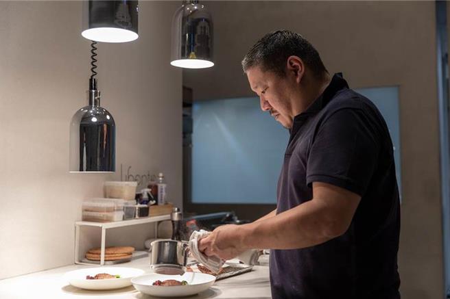 国城建设2019年就力邀武田健志来台执掌Liberte’。（业者提供）