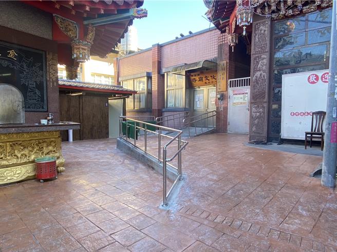 苗栗縣政府文觀局重新整修南庄鄉永昌宮周邊環境。（苗栗縣政府提供／謝明俊苗栗傳真）