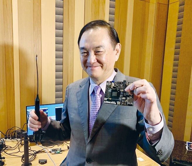 钰创董事长卢超群 指出，对2024年景气展望看法乐观。图／李娟萍