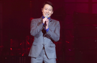 黎明昔為籌錢挑戰「鋼筋纏頸」 因堅持做公益獲聯合國特使級護照 