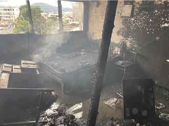 南投埔里透天厝竄濃煙 7旬翁遭嗆暈套房內被救出送醫