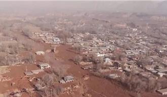 甘肅地震「土地液化成砂涌」 青海2村被淤泥包圍慘況曝 16人仍失聯