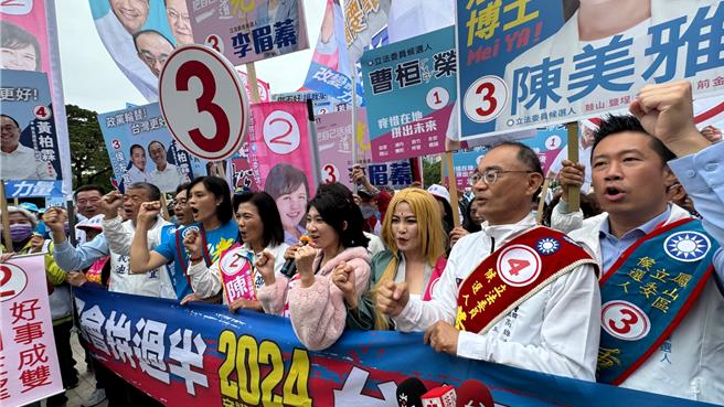 国民党力拚破蛋，目标坐1望2抢3拿4，甚至拿下8席。（柯宗纬摄）