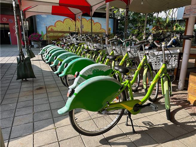 台南市政府环保局东区藏金阁今年最后一场拍卖活动，将于23日上午登场，备受好评的惜福T-Bike脚踏车也将再次开卖，欢迎大家快来寻宝、抢好康。（环保局提供／洪荣志台南传真）