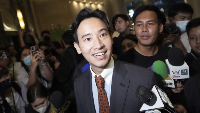 泰国前进党党魁皮塔，虽然率领各在野党获得眾议院多数，但是受到泰国保守势力的严格打击，不但无法当上总理，甚至面临议员资格被剥夺的困境。(图/美联社)