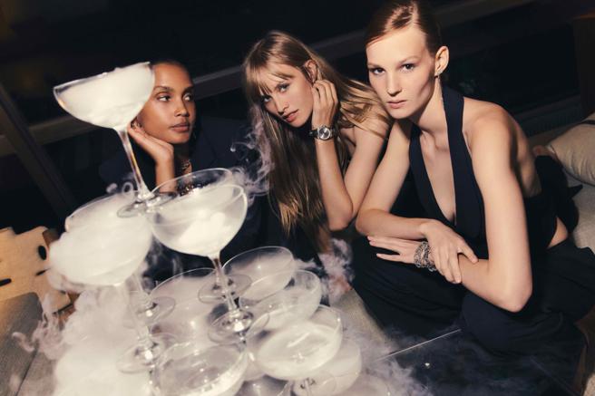 ba&sh 9PM派对胶囊系列形象照。（ba&sh提供）