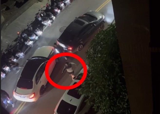 民眾手机录下有民眾纠纷，有男子不断开枪。（翻摄画面）