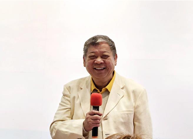 甲山林董事長祝文宇直言，從豪宅稅到囤房稅，政策主要打到的是有錢人，但卻沒有真正將房價打下去。(王莫昀攝)