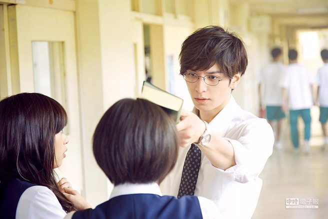 生田斗真护弟内幕曝光。（威视提供）
