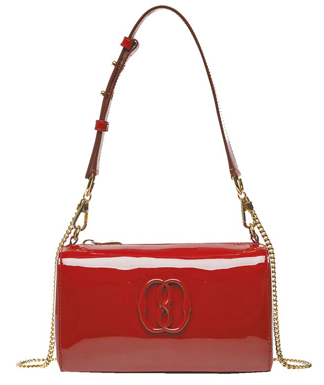 远百竹北BELLY EMBLEM系列漆皮筒背包，推荐价5万1000元。（远百提供）