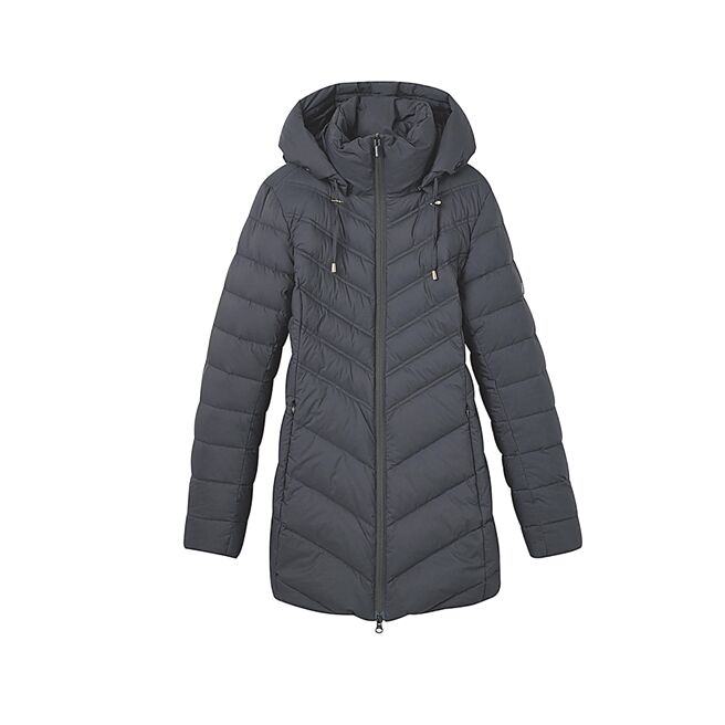 大葉高島屋的TRAVELER「女款GELANOTS防風撥水羽絨外套」，8900元。（大葉高島屋提供）