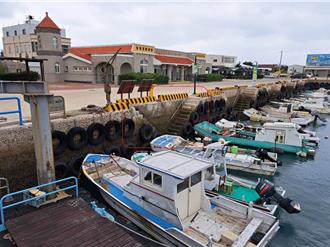 離島交通船助手疑酒後騎單車落海 搶救不治