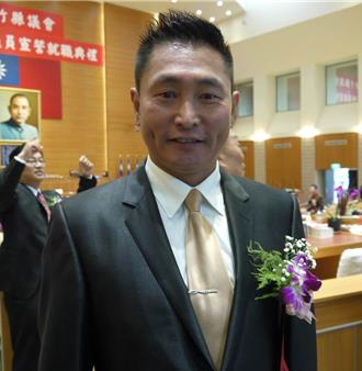 前竹縣議員陳栢維詐領助理費 入獄1年多獲假釋