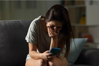 渣男婚後半年不到就外遇 偽單身交往知名馴狗師