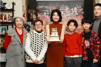 朱芷瑩與童星逛夜市培養感情 曝生子計畫：隨時來都可以