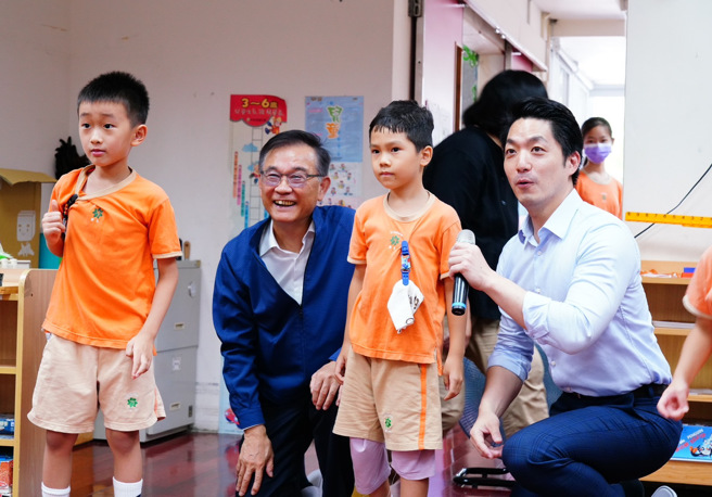 北市规划于3年内降低幼园师生比至1:12，并以公共化幼儿园为主体，满足北市5岁幼儿入学机会。图/台北市政府提供