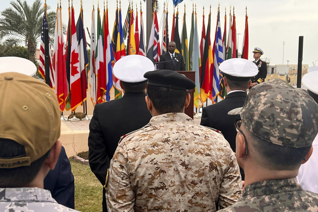 美国上周向盟友澳洲提出派遣军舰的请求，但澳洲迟未回应，引发国内讨论。美国19日宣布成立10国联盟，将启动「繁荣守护行动」（Operation Prosperity Guardian）特遣小组，澳洲不在其中。(图/ 美联社)
