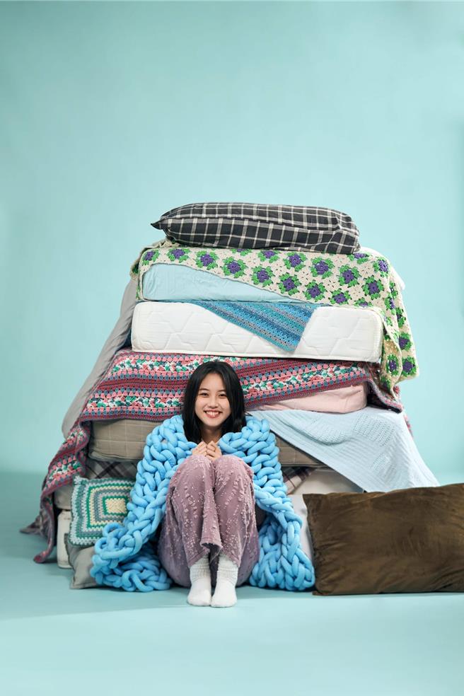 杯緹的新歌〈我的願望〉唱出想在寒冷冬天耍廢的心聲。（時大音樂提供）