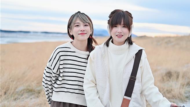 「有感觉乐团F.E.E.L.」在冰岛拍摄新歌MV及宣传照。（耳朵先生提供）