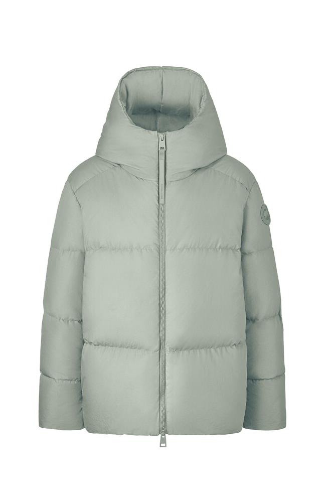 Canada Goose Garnet羽绒服女款，淡绿色，5万8300元。（Canada Goose 提供） 