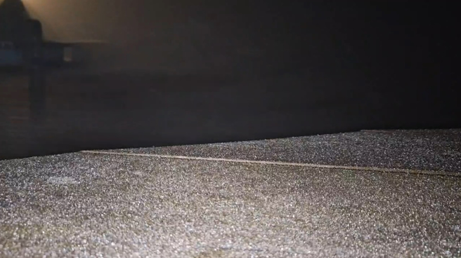 寒流發威，太平山21日晚間11時30分降下今年第一場雪。（民眾提供）