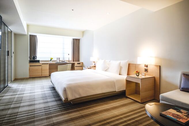 和逸飯店‧台北忠孝館推出優惠住房專案「歲末跨年 歡慶2024」三天兩夜，舒適套房每房2萬6,500元。圖／和逸飯店‧台北忠孝館提供