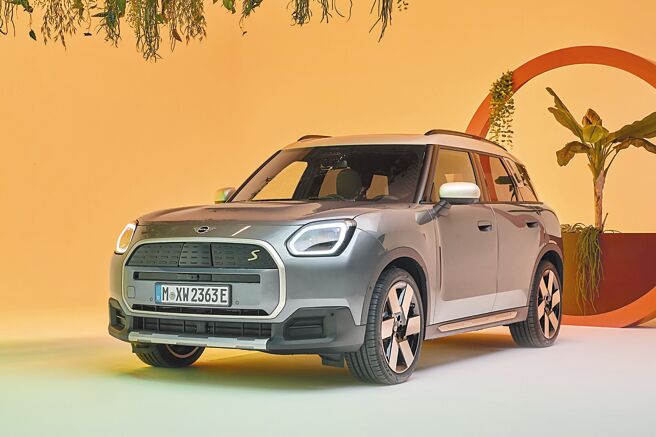 全新世代MINI Countryman純電休旅預售價178萬元起。（汎德提供）