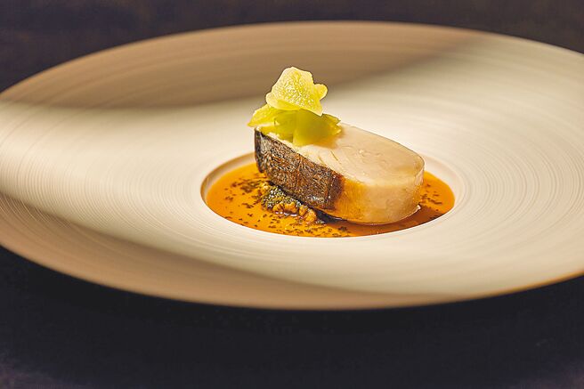 以当代料理为主轴的新式餐厅「NOBUO」插旗中正区，即起开放明年用餐订位，主厨Nobu Lee以超过20年的料理经验及多样台湾食材打造新颖菜色（见图）。 （NOBUO提供）