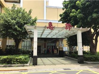 海虎潜舰返港！5官兵送医「1人手掌开放性骨折」  医曝伤势