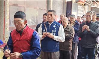 金門冬至各宗族齊聚祠堂「吃頭」 前立委返鄉祭祖不忘為愛子拉票
