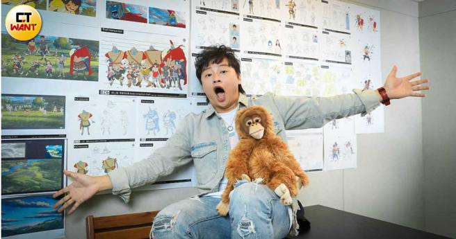 出生於宮廟大家庭的賴銘偉，很會跟進出家裡的小朋友相處，到哪也都是個孩子王。（圖／焦正德攝）