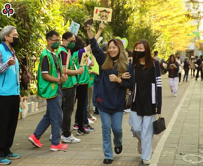 113学年度学科能力测验于113年1月20日至22日举行，总计约12万100多名考生报名(本报资料照)