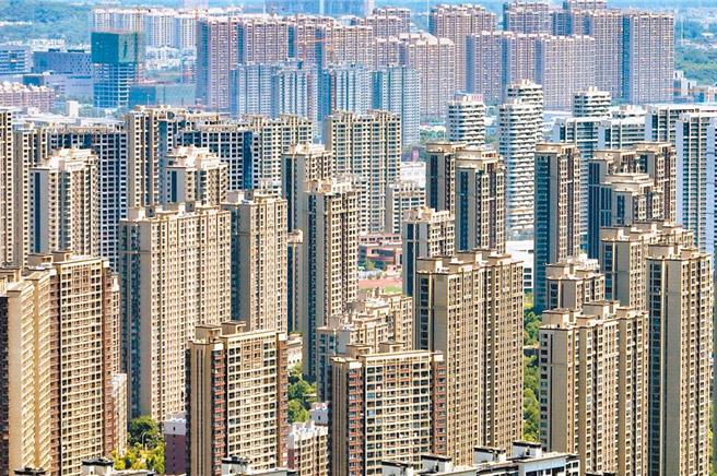 大陆全国住房城乡建设工作会议21至22日召开，提出包含明年继续坚持房住不炒、适应房地产市场供求关系发生重大变化新形势、稳定房市等要求。（shutterstock）