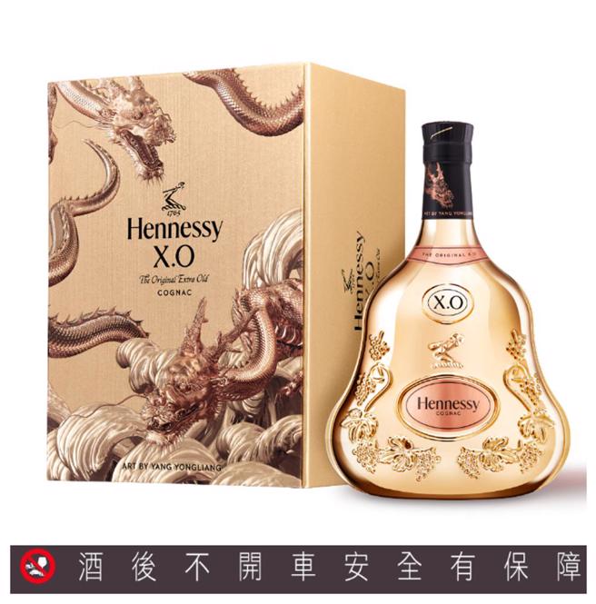 轩尼诗X.O龙年春节限量版，6666元。（Hennessy提供)