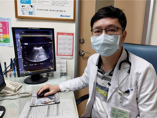 张书明医师提醒，频尿、夜尿是肾功能受损的早期徵兆之一，若无及时治疗，容易导致肾功能恶化。（大千医院提供／谢明俊苗栗传真）