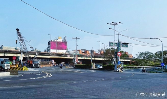 紧邻仁德交流道与大湾交流道的高级纯住「虎尾寮重划区」南来北往有绝佳交通优势。(图/业者提供)