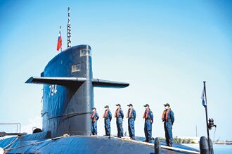 海虎潛艦安全扣變形鬆脫釀意外